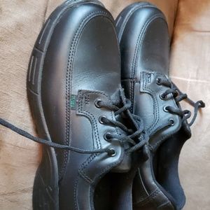 Black work shoes